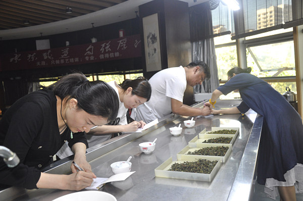 推荐一家非常专业的茶道培训机构 天晟茶艺培训学校
